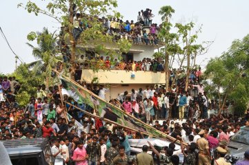 Mahesh Babu at Burripalem